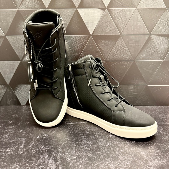 Fuego Dance Hidden Wedge Sneaker - Picture 12 of 14